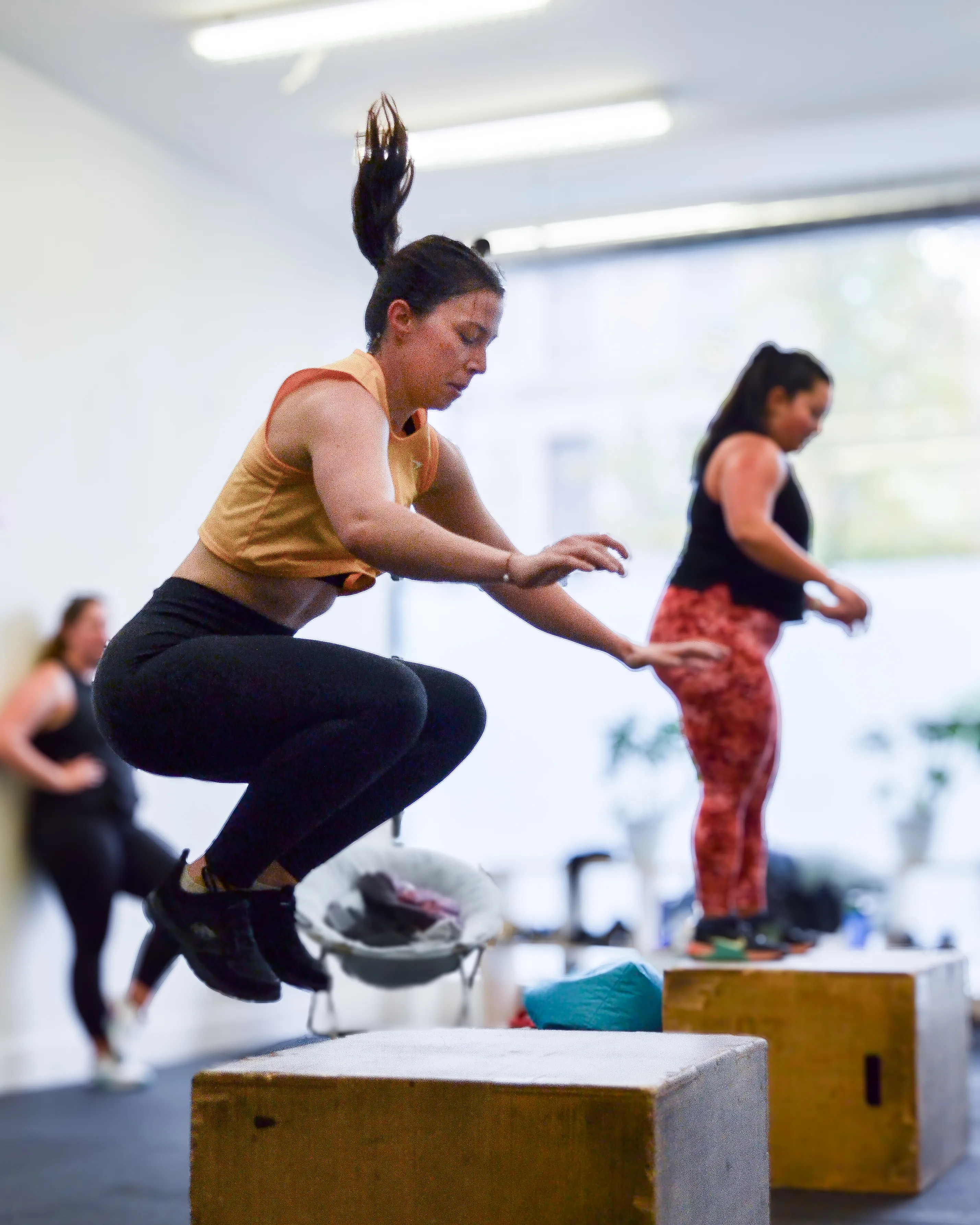 Woman doing a cardio exercise